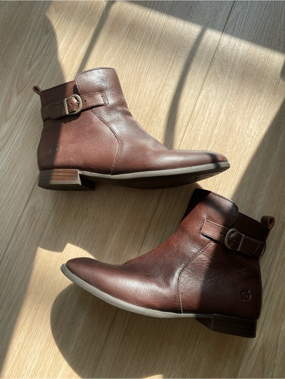 Born Brown Leather Ankle Booties Buckle Strap Size 7.5 Like New